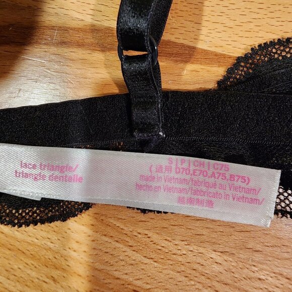 PINK Victoria's Secret Lace Triangle Cage Bralette Lightweight Scalloped sz SM - Picture 9 of 12